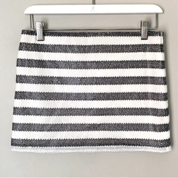 Abercrombie kids size 16 sequinned skirt - Picture 2 of 11